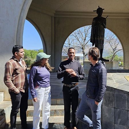 Old Vic Travellers Inn Nelspruit ネルスプロイト エクステリア 写真