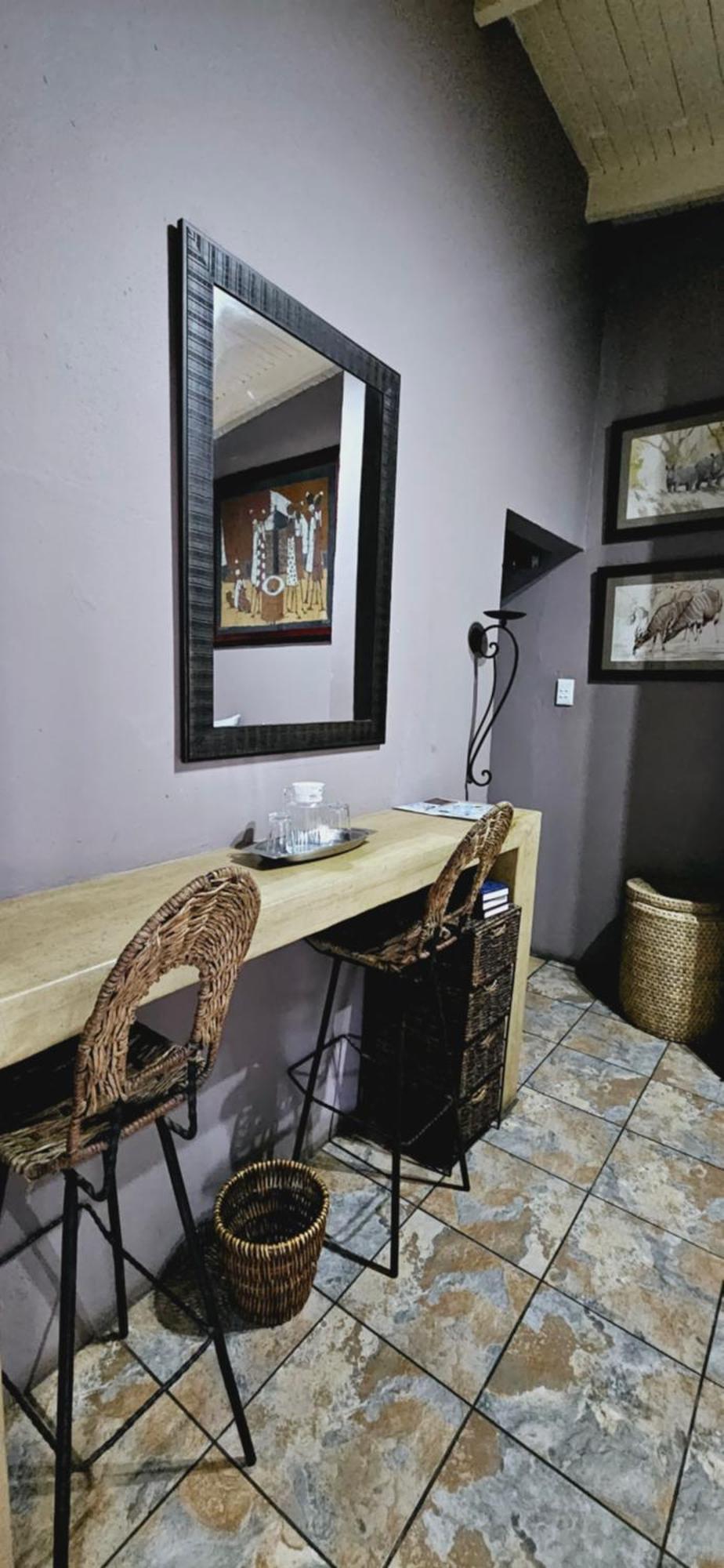 Old Vic Travellers Inn Nelspruit ネルスプロイト エクステリア 写真