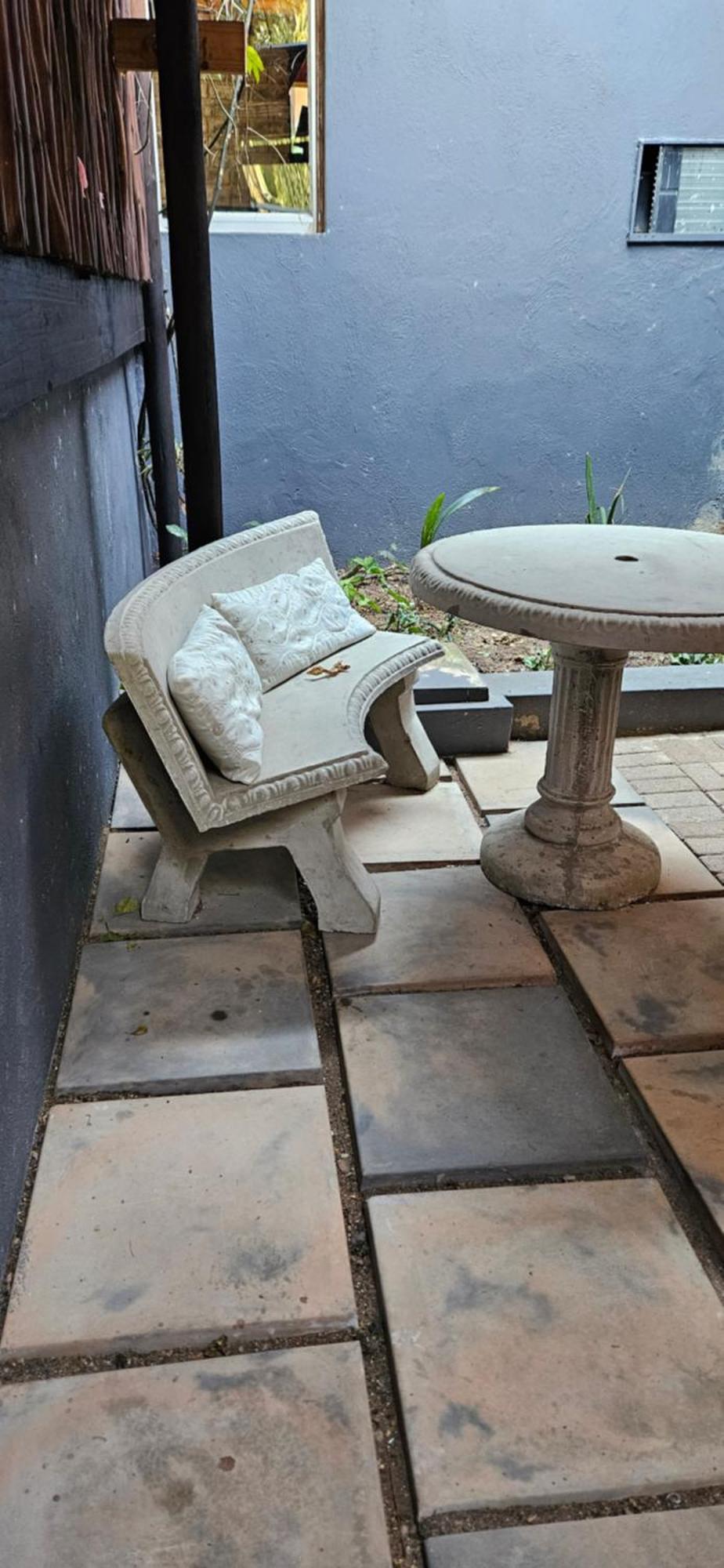 Old Vic Travellers Inn Nelspruit ネルスプロイト エクステリア 写真